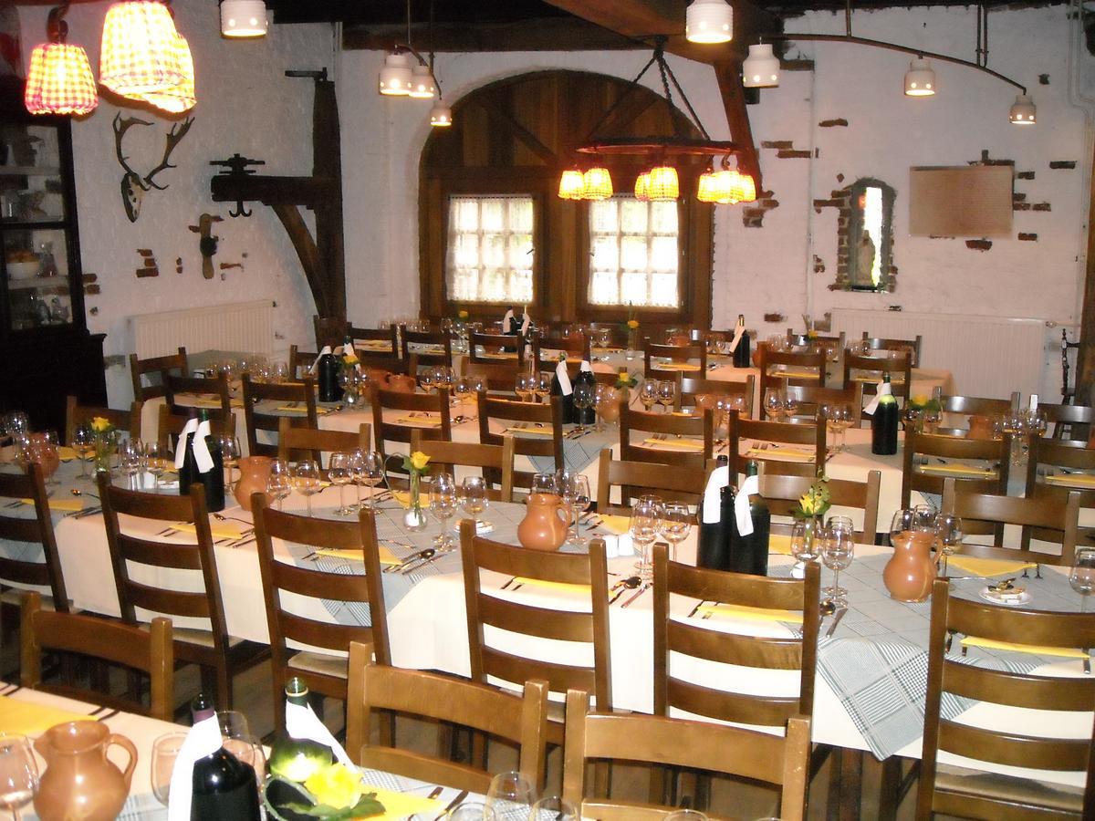 Hotel De Watermolen Bocholt Bagian luar foto