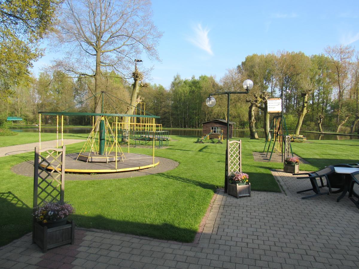 Hotel De Watermolen Bocholt Bagian luar foto