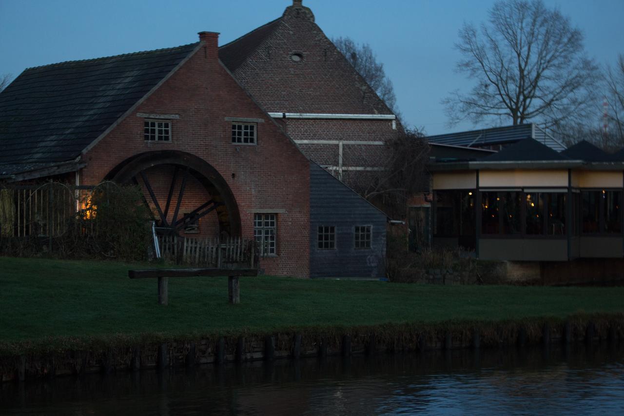 Hotel De Watermolen Bocholt Bagian luar foto